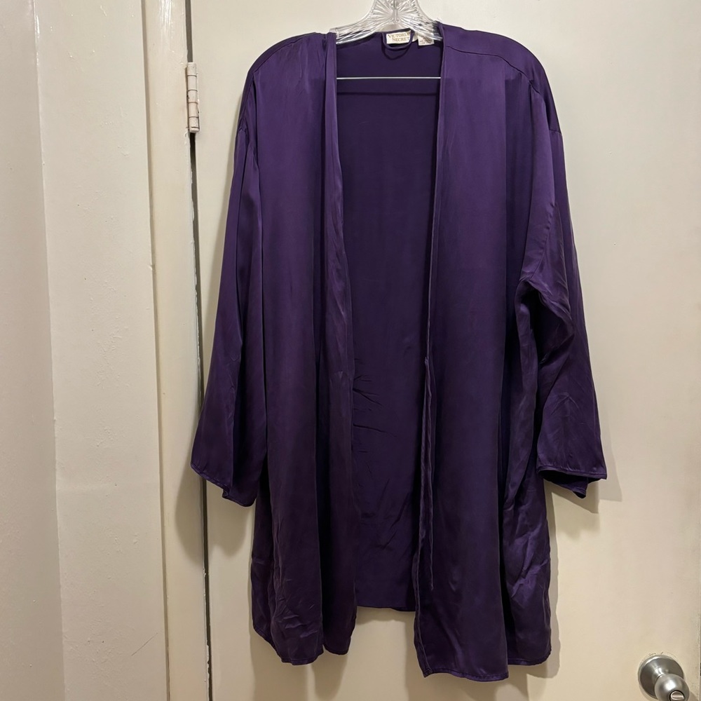 Vintage Victoria’s Secret robe